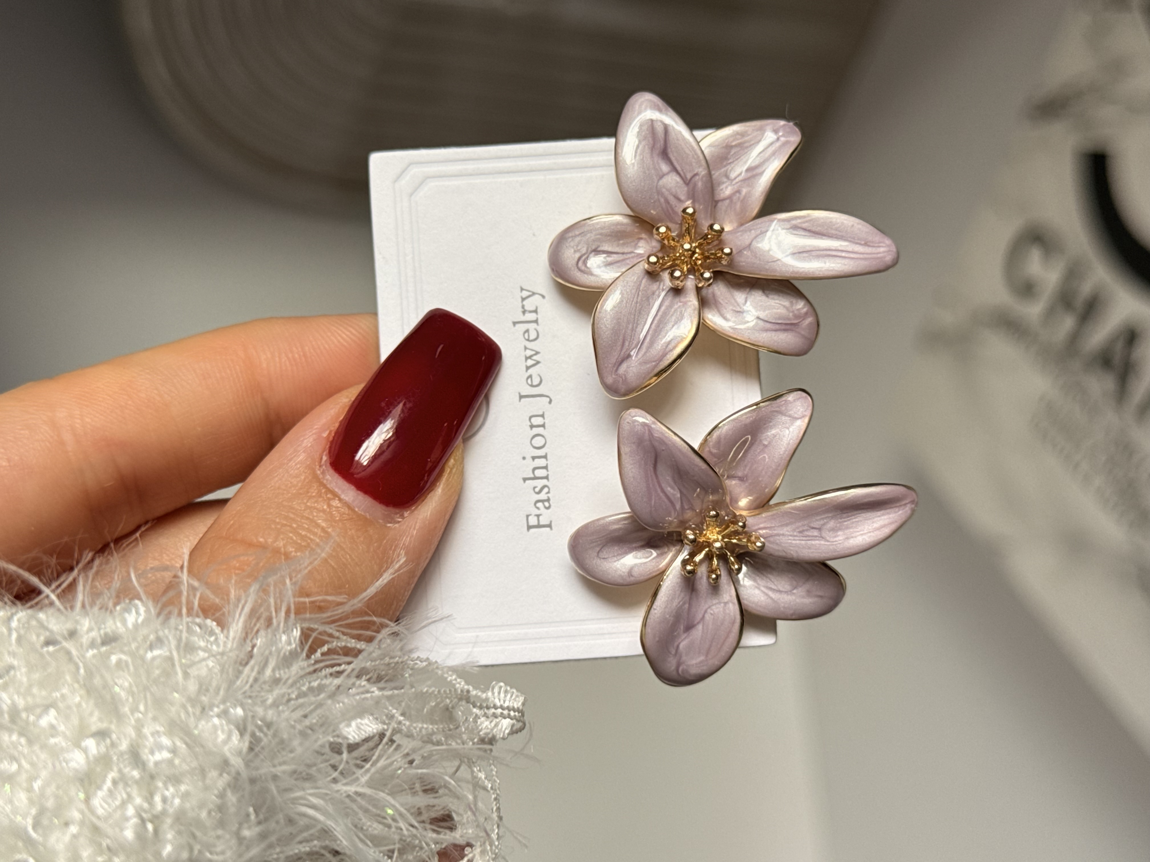 گوشواره میناکاری گل برجسته شش پر
